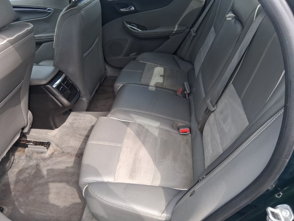 Used 2015 Green Chevrolet LT image 15
