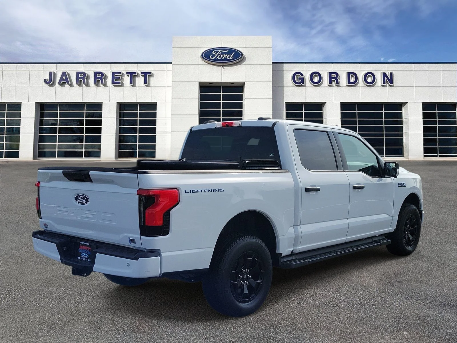 Certified Used 2025 White Ford XLT image 4