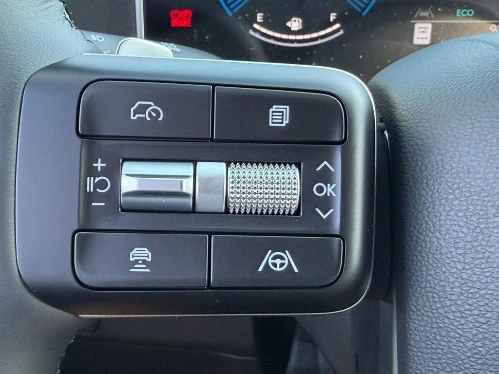 New 2026 Silver Hyundai SE image 25