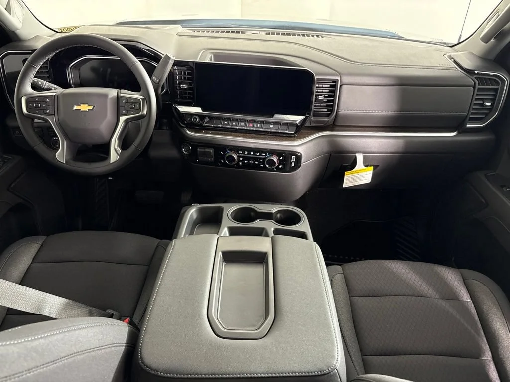 New 2026 Sterling Gray Metallic Chevrolet LT (2FL) image 17