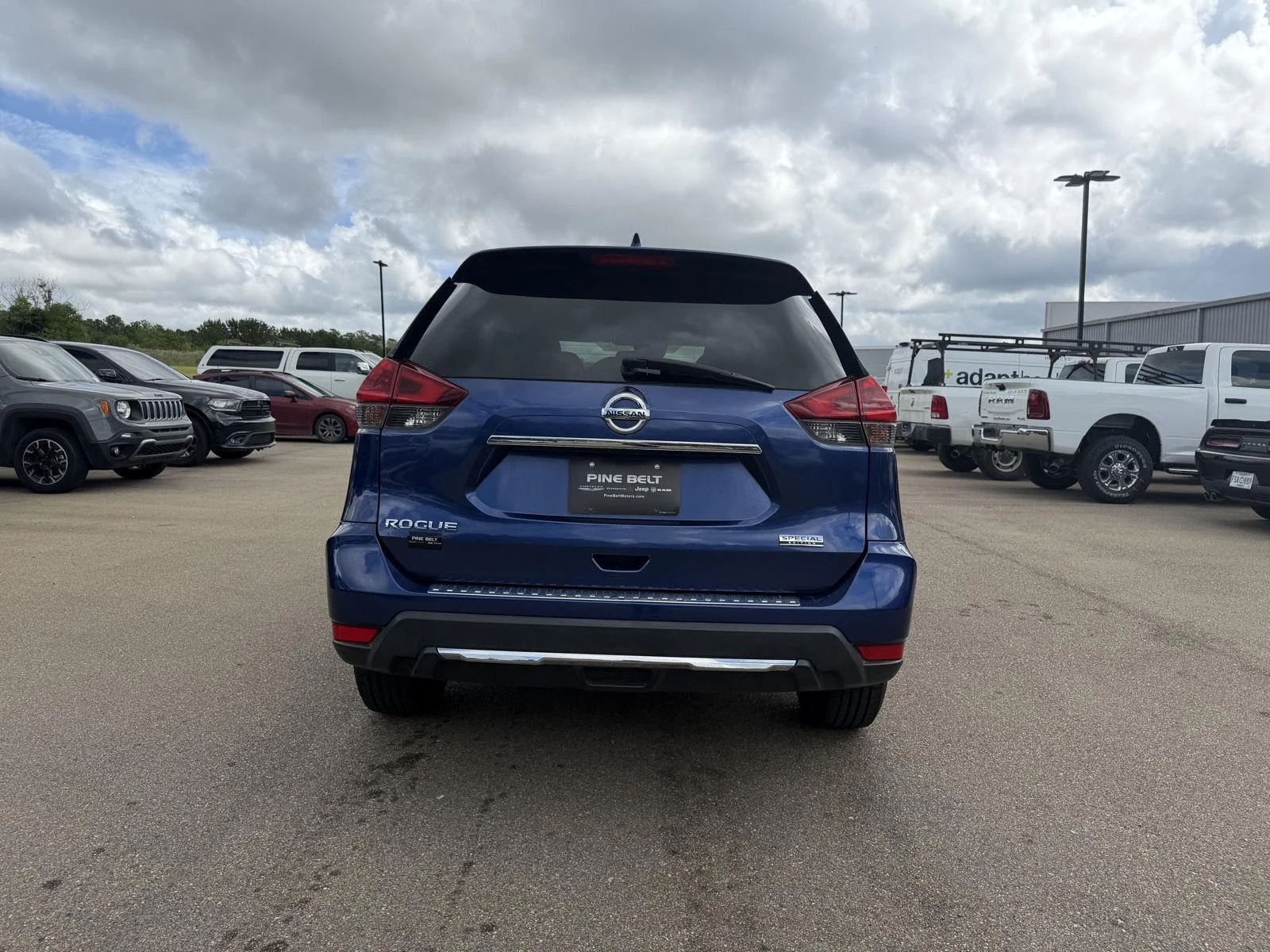 Used 2019 Caspian Blue Metallic Nissan S image 5