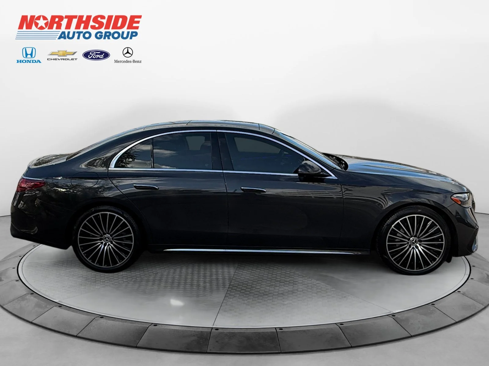 Certified Used 2025 Graphite Mercedes-Benz E 350 image 8