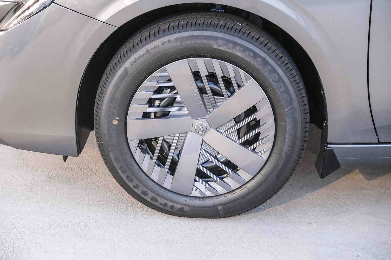 2027 Nissan Sentra S - Photo 10