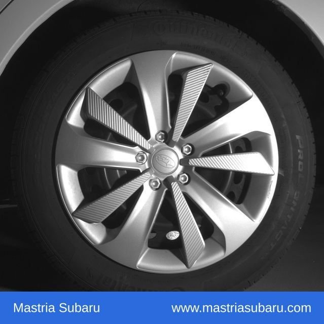 Used 2023 Crystal White Pearl Subaru Base image 34