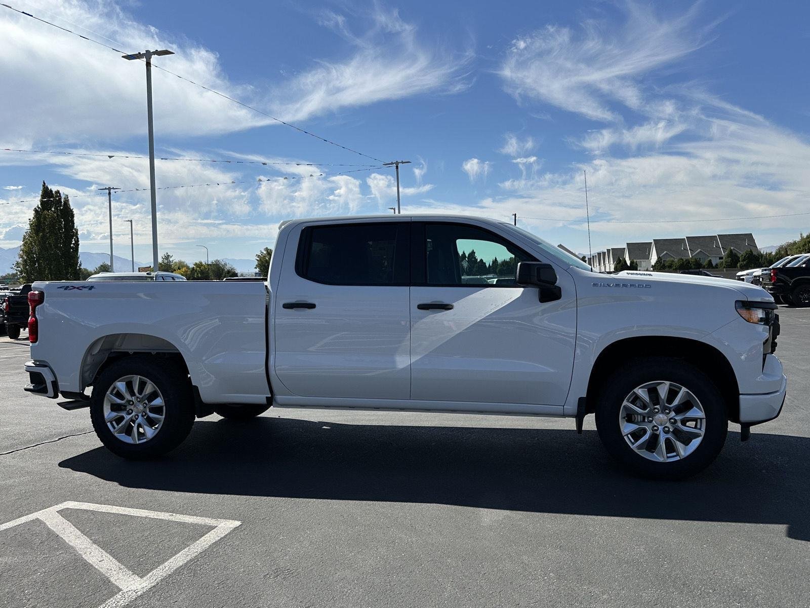 New 2026 Summit White Chevrolet Custom image 7
