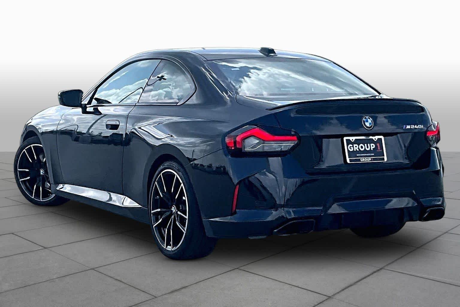 Used 2025 Black Sapphire Metallic BMW M240i image 10