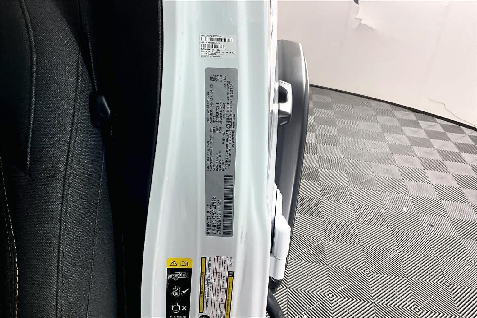 Used 2024 Bright White Clearcoat Jeep Willys image 32