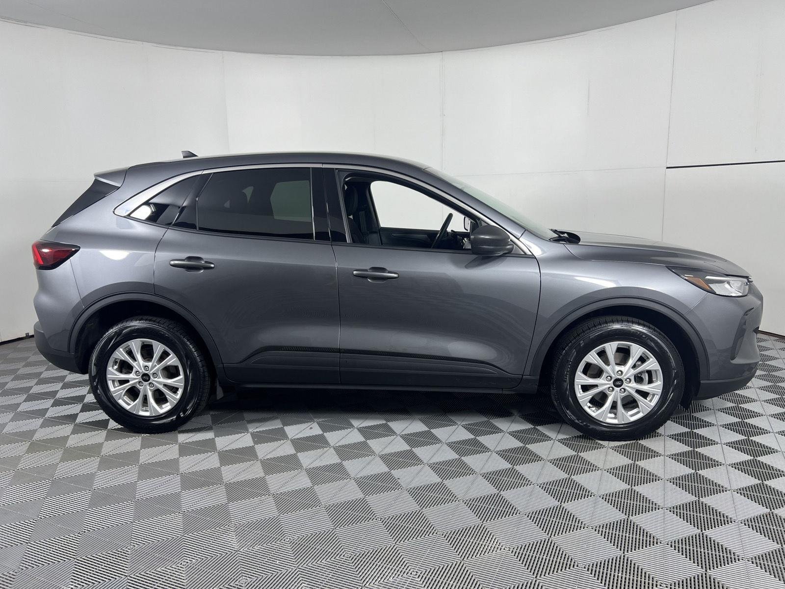 Used 2023 Carbonized Gray Ford Active image 11