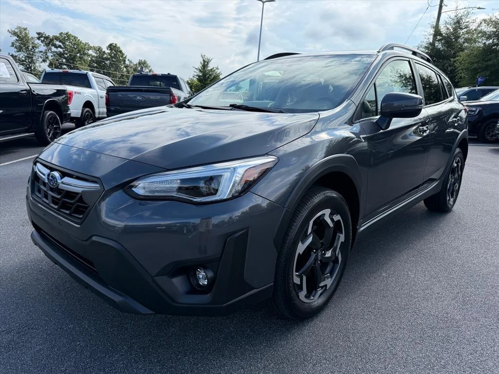 Used 2021 Magnetite Gray Metallic Subaru Limited image 4