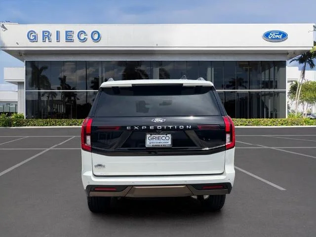 New 2027 Star White Metallic Tri-Coat Ford King Ranch® image 27