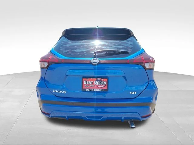 Used 2023 Blue Nissan SR image 7