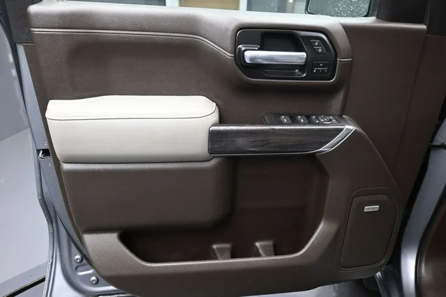 Used 2021 Gray Chevrolet LTZ image 13