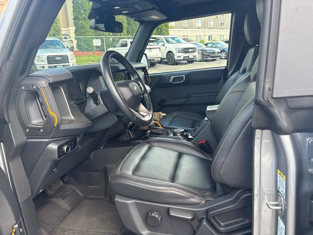 Used 2024 Silver Ford Badlands image 8