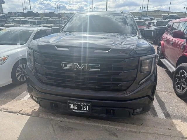 Used 2023 Silver GMC Elevation image 2