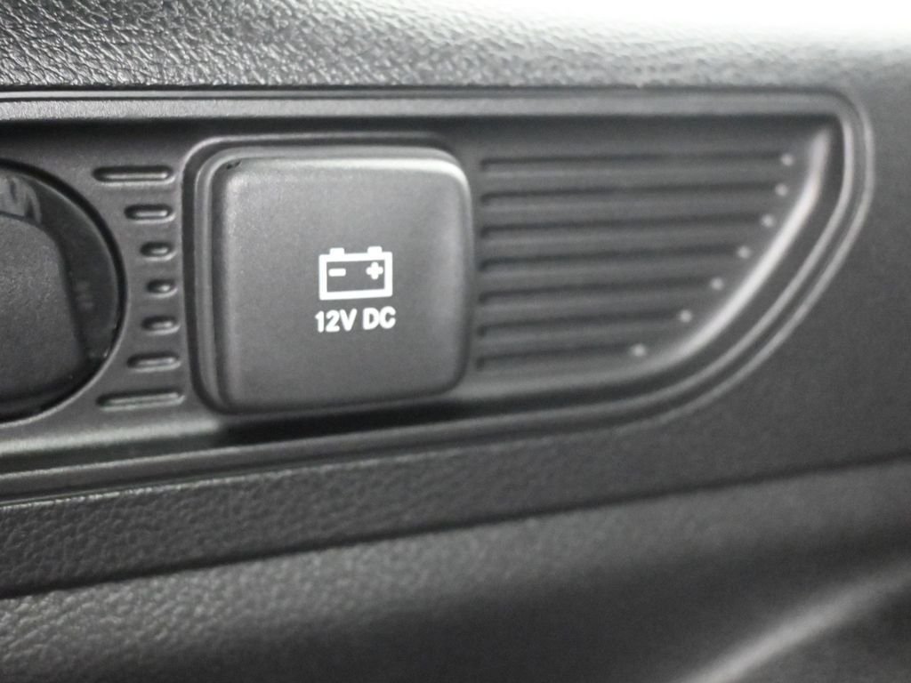 New 2026 Silver Zynith Exterior Paint Jeep Altitude image 14