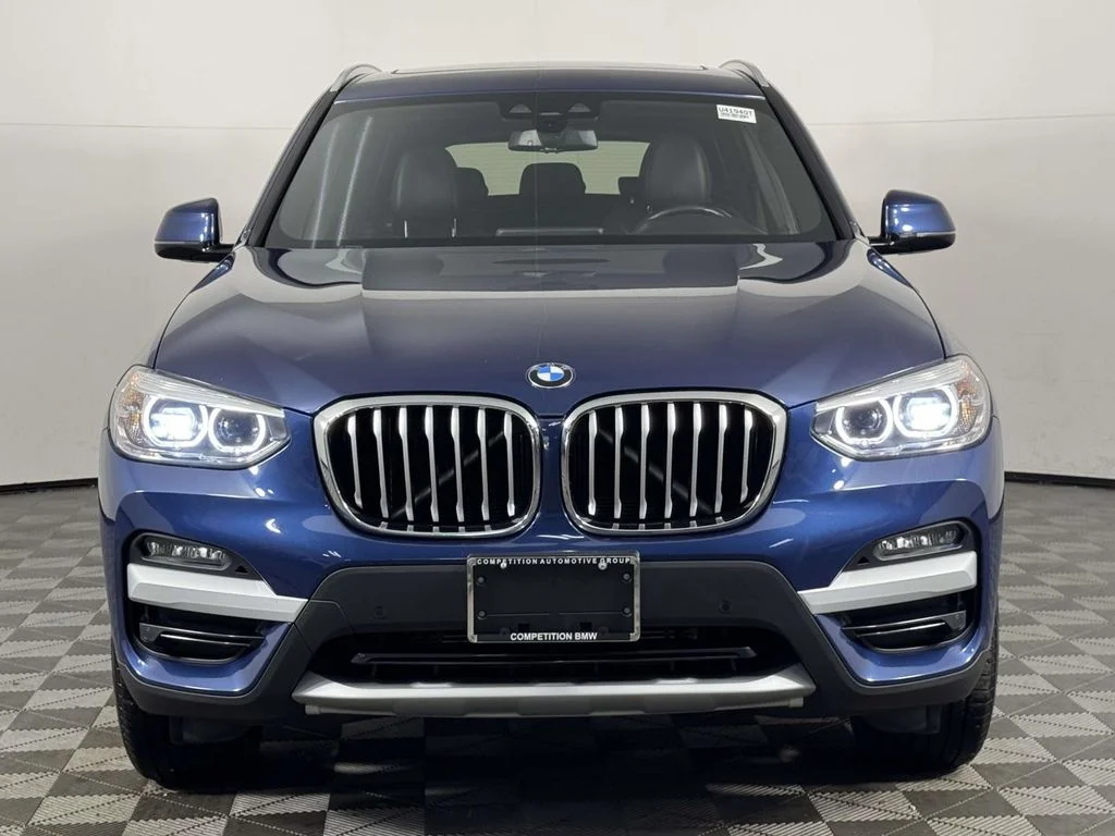 Used 2021 Blue BMW xDrive30i image 6