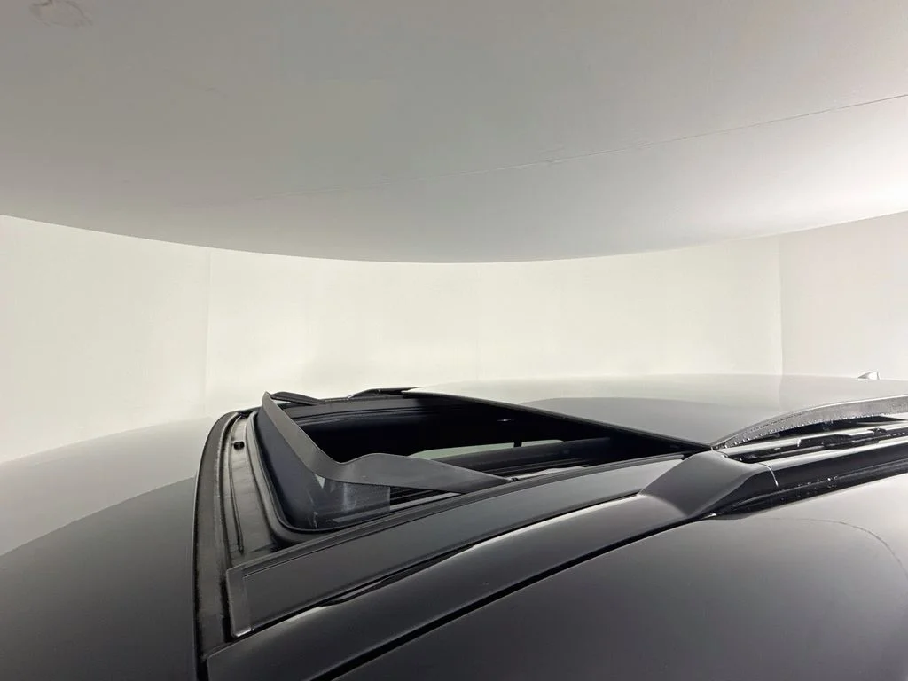New 2026  Land Rover X-Dynamic SE image 23