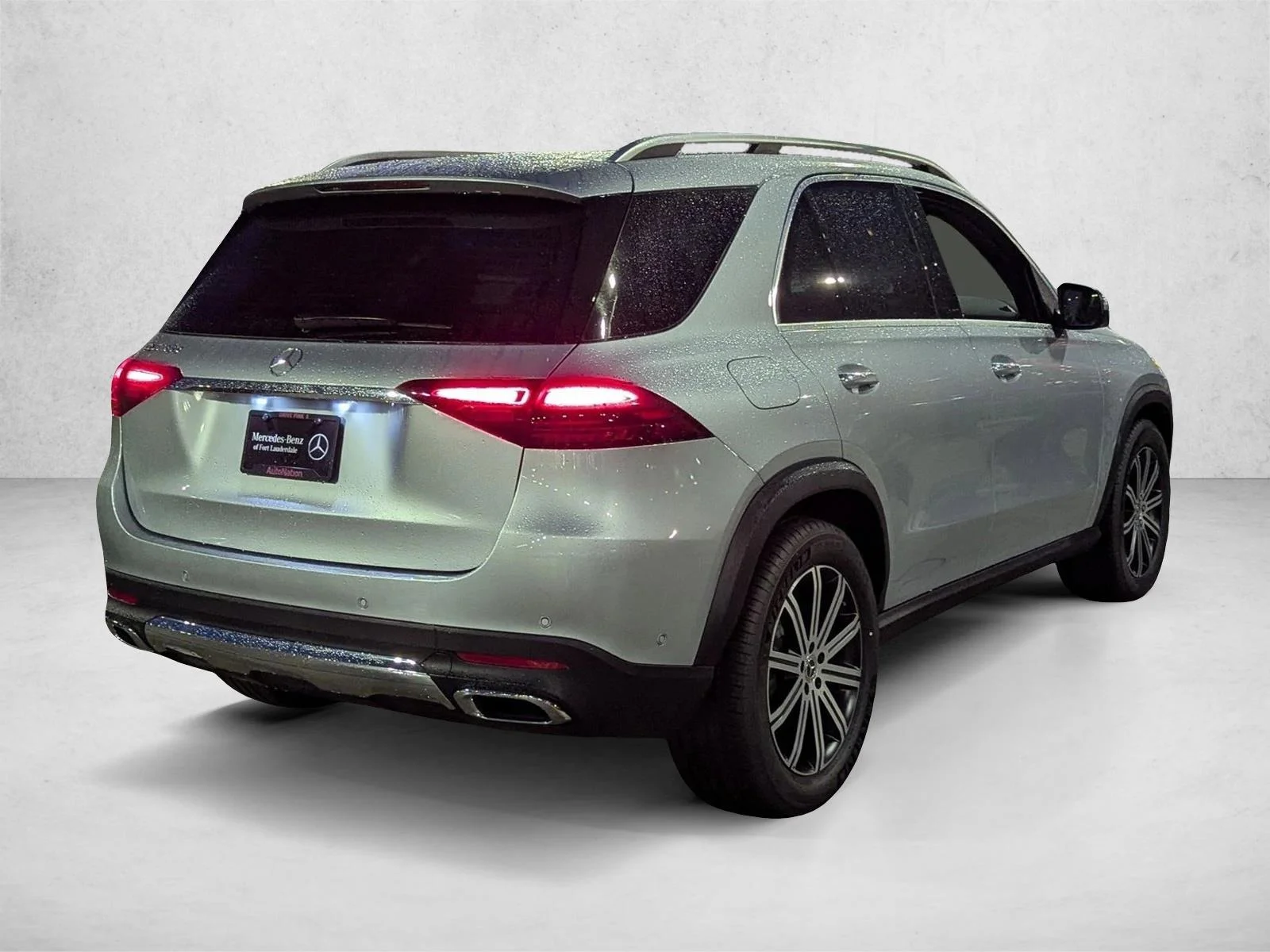 Used 2026 Cirrus Silver Metallic Mercedes-Benz GLE 350 image 2