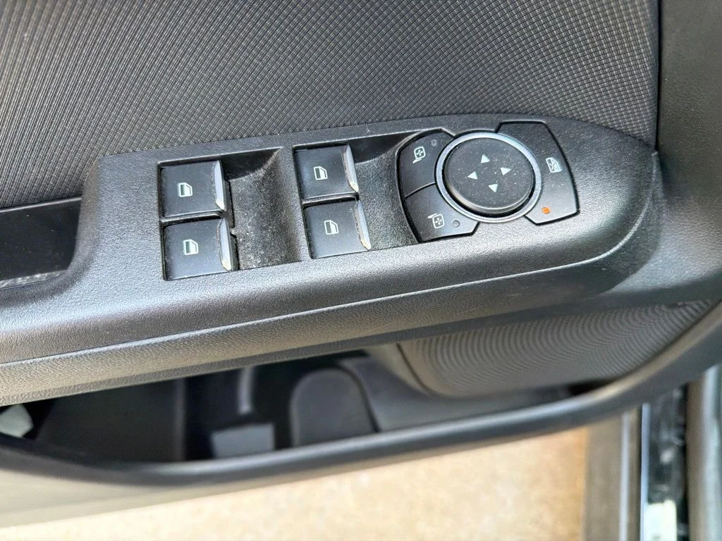 Used 2021 Black Ford Outer Banks image 8