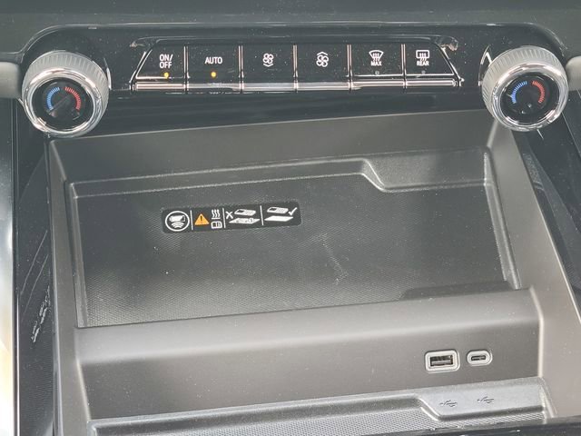 2025 Chevrolet Suburban High Country - Photo 25
