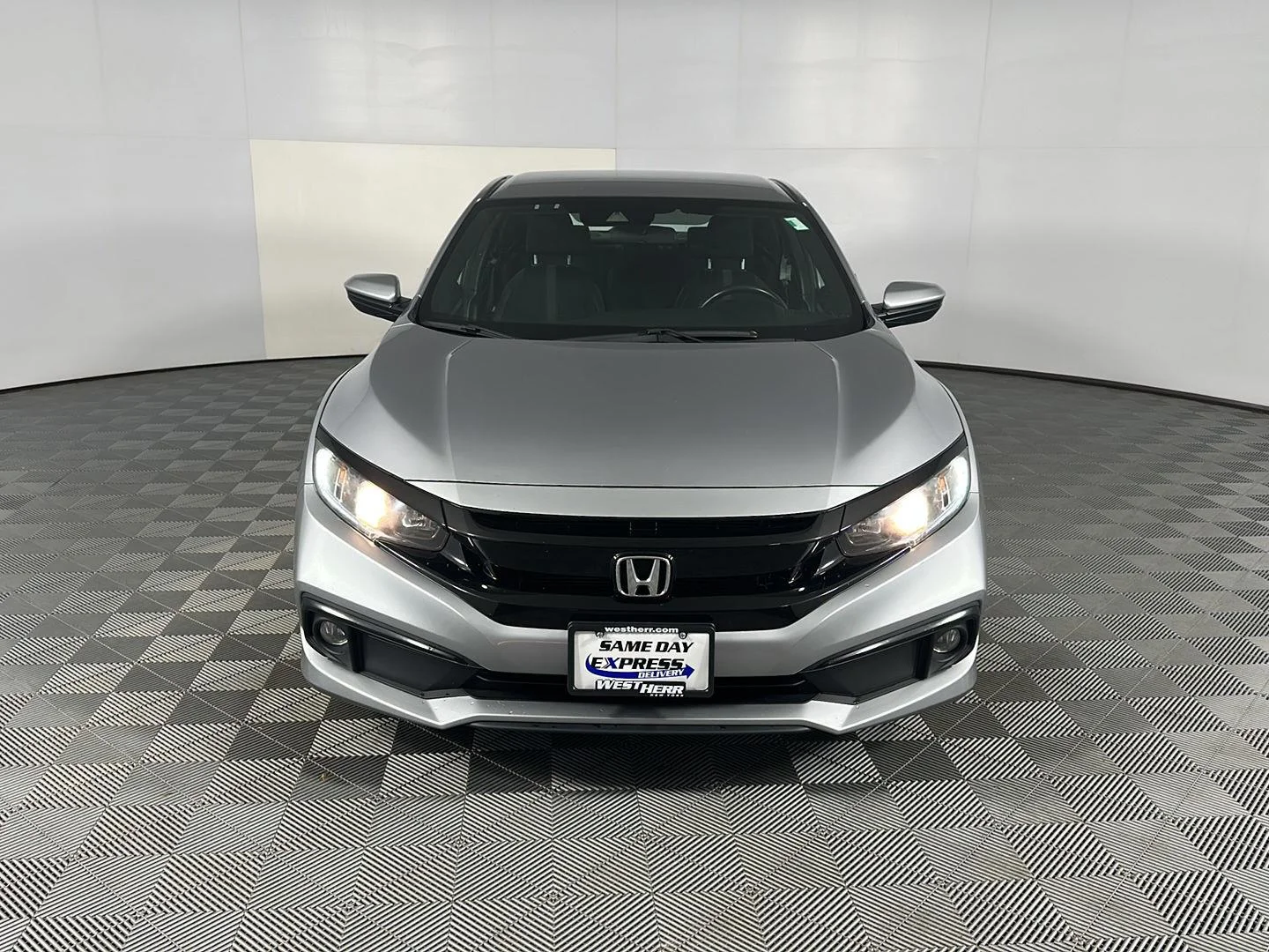 Used 2019 Lunar Silver Metallic Honda Sport image 5