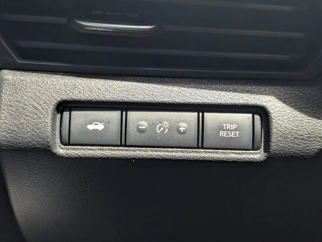 Used 2019 Deep Blue Pearl Nissan 2.5 SR image 20
