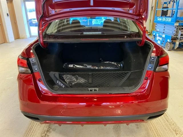 New 2025 Scarlet Ember Tintcoat Nissan 1.6 SR image 16