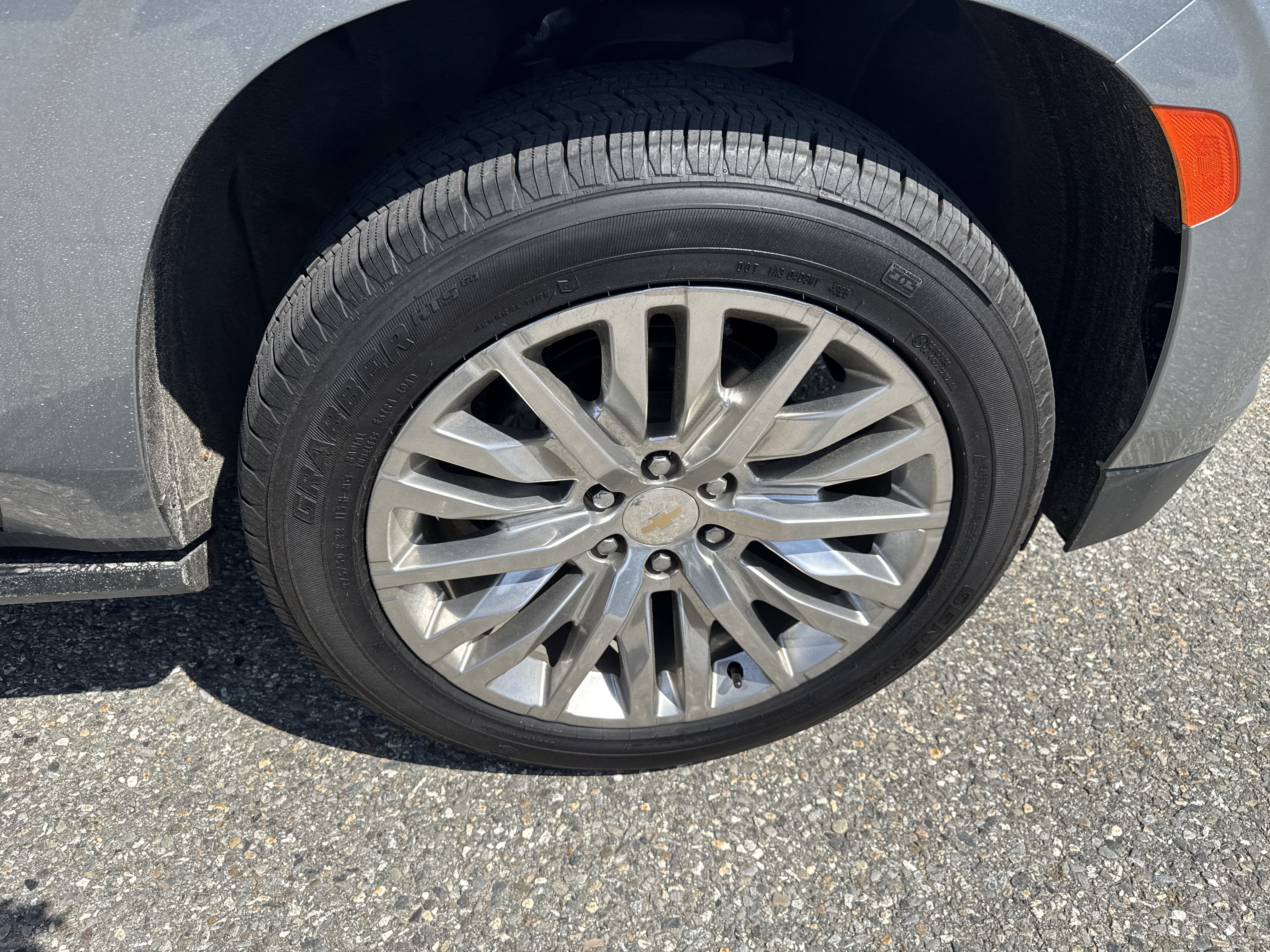Used 2023 Sterling Gray Metallic Chevrolet Premier image 9