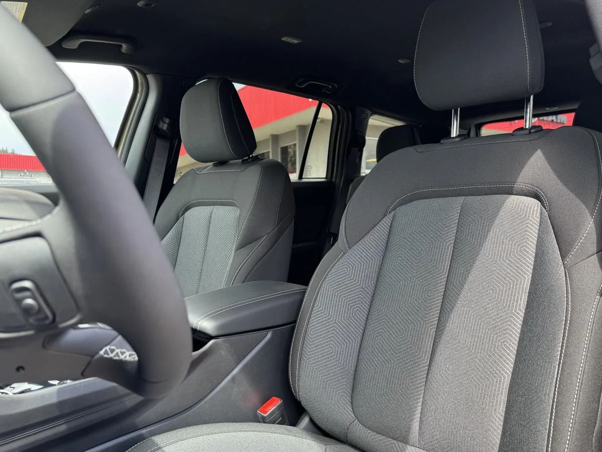 New 2026 41 (pj5) Jeep Laredo image 16