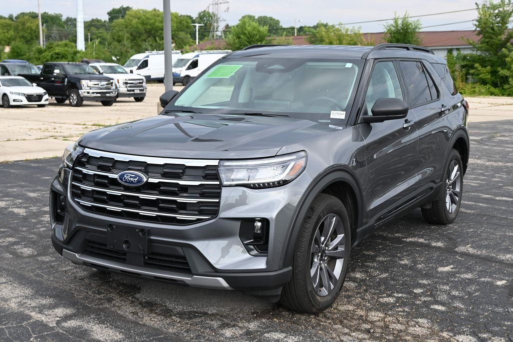 Used 2026 Gray Metallic Ford Active image 5