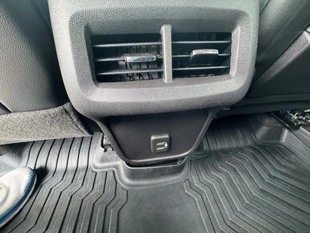 Certified Used 2024 Sterling Metallic GMC SLT image 22