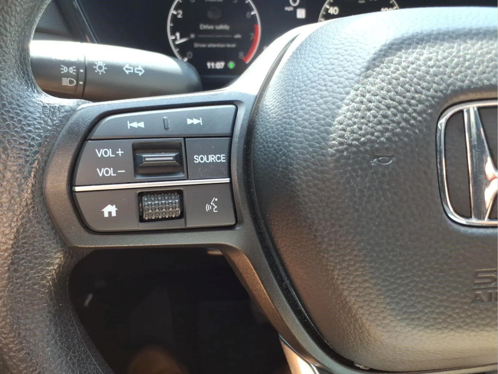 Used 2024 Lunar Silver Metallic Honda EX image 21