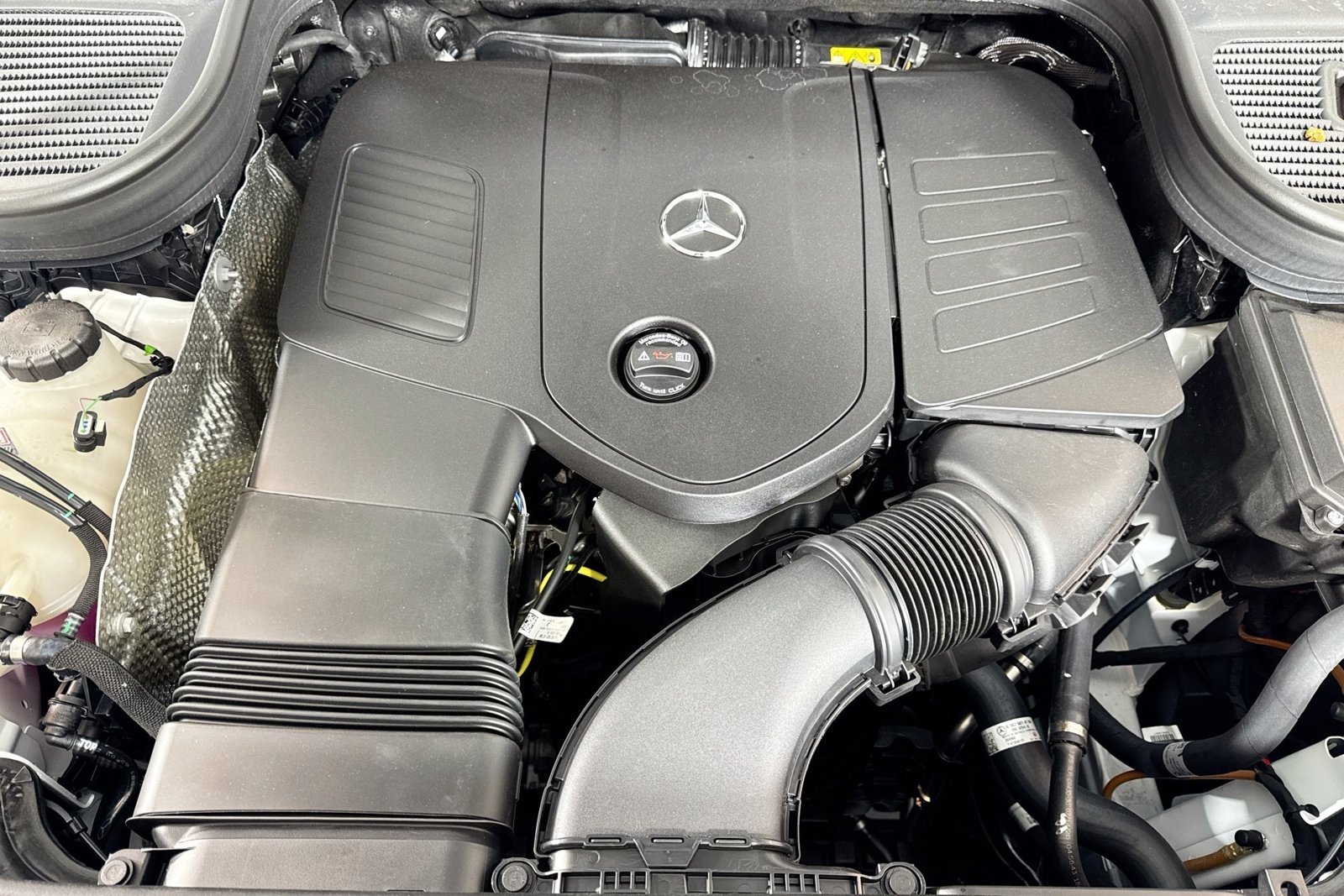 New 2026 Polar White Mercedes-Benz GLE 350 image 28