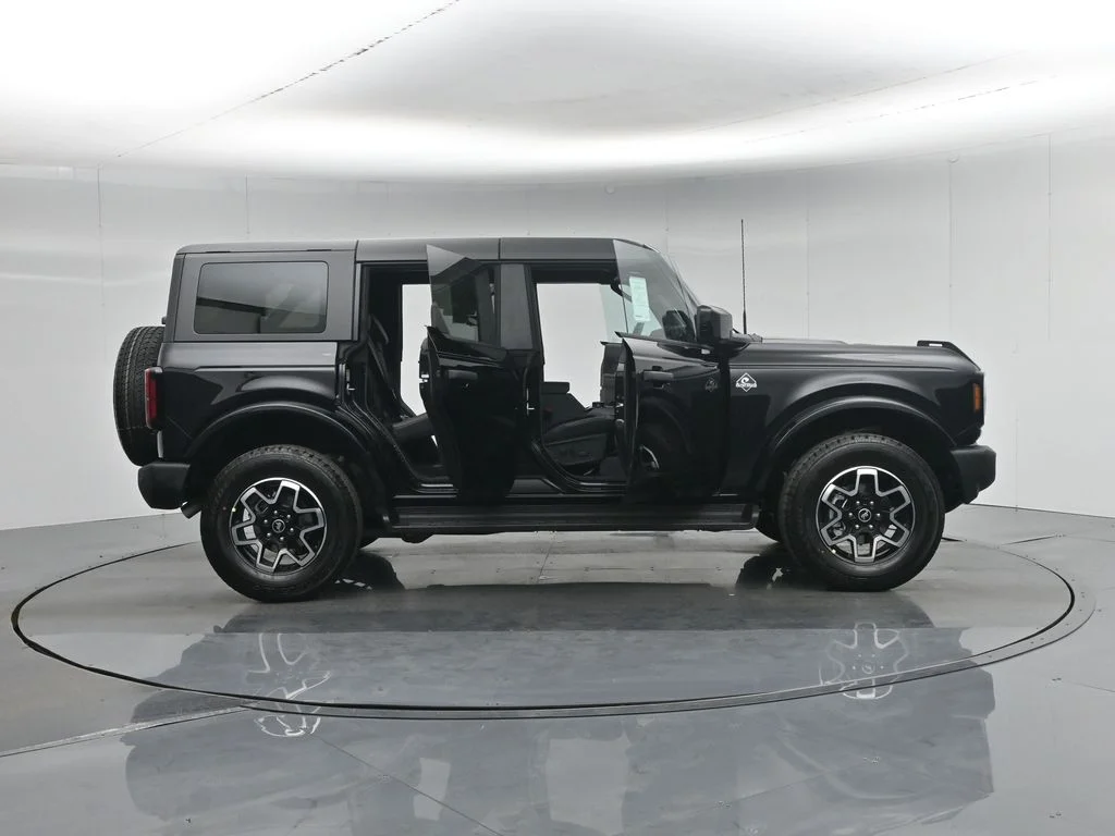 New 2026 Black Ford Outer Banks image 4