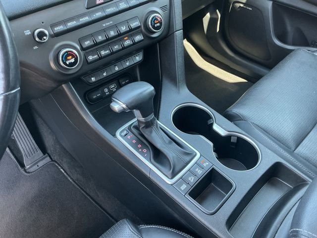 Used 2017 Silver Kia EX image 18