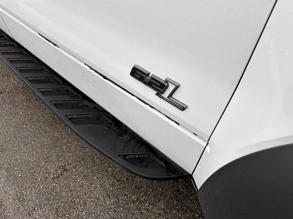 Used 2013 Oxford White Ford SVT Raptor image 4