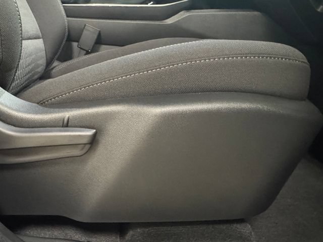 2027 Chevrolet Equinox LT - Photo 37