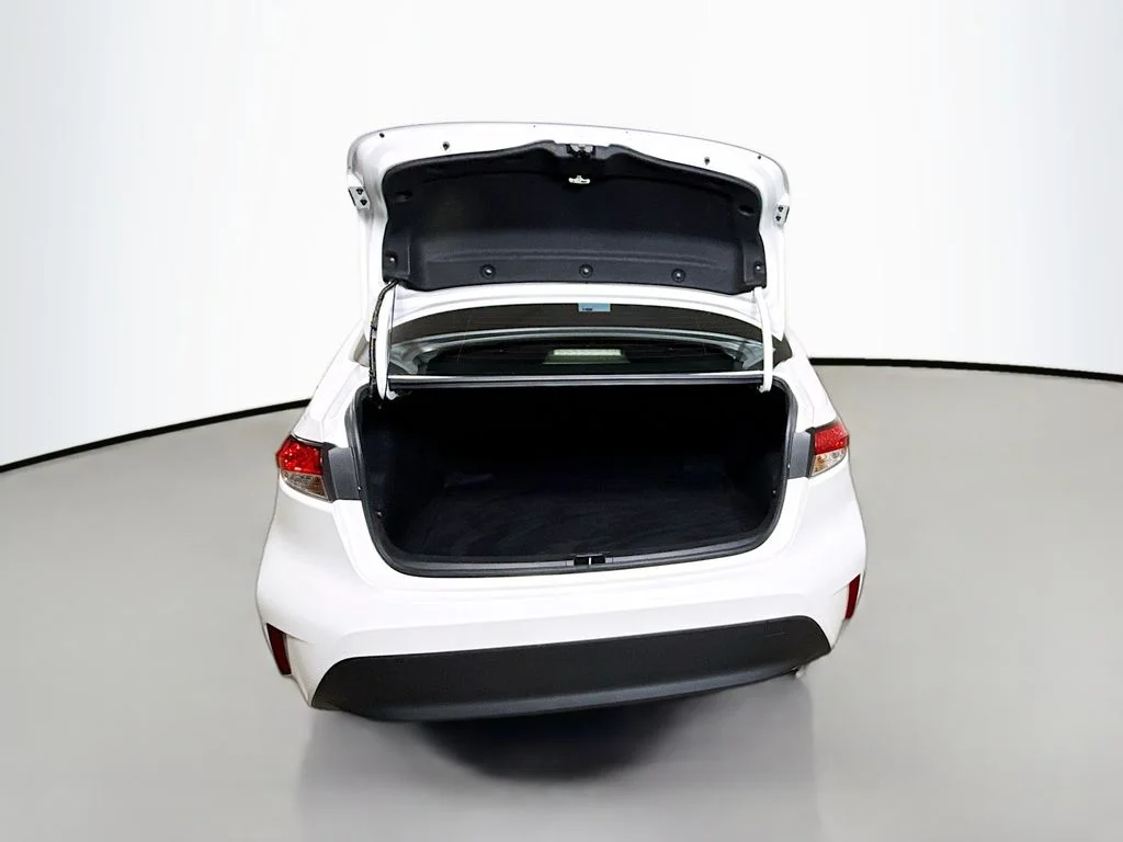 Used 2024 Wind Chill Pearl Toyota Hybrid LE image 22