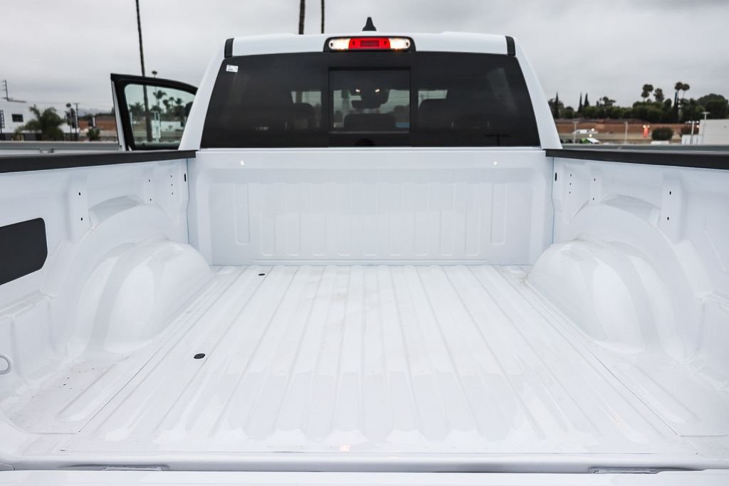New 2026 Bright White Clearcoat Ram Laramie image 30