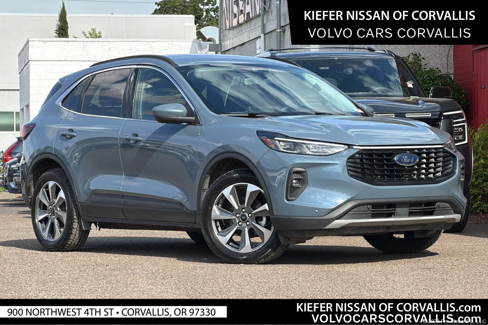 2024 Ford Escape Platinum AWD's photo