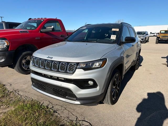 Used 2024 Silver Zynith Jeep Limited image 3
