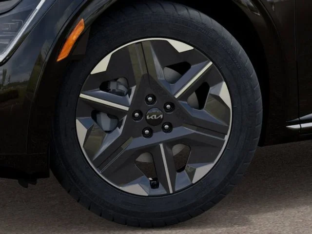 New 2025 Black Kia Light image 9