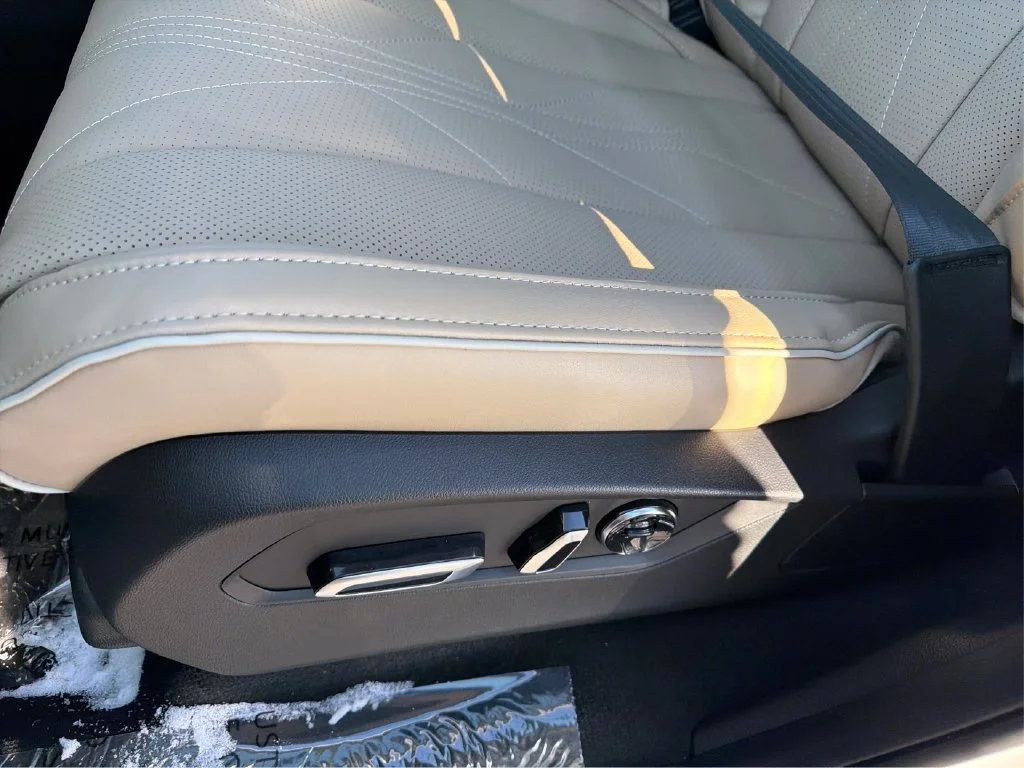 New 2026 Platinum White Pearl Acura SH-AWD with Advance Package image 17