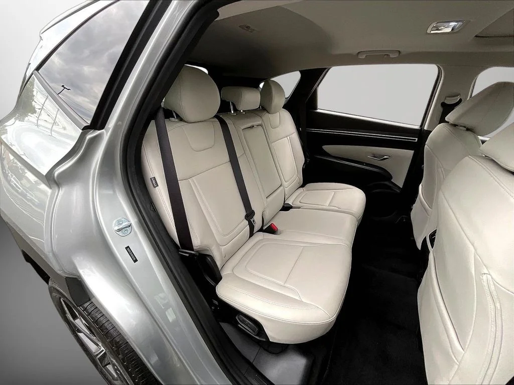 Used 2024 Shimmering Silver Hyundai SEL image 25