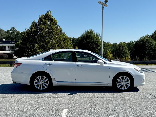 Used 2011  Lexus 350 image 6