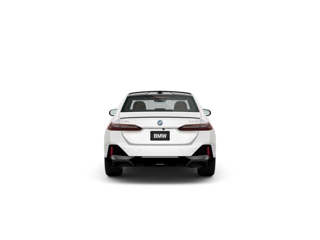New 2027 Mineral White Metallic BMW  image 5
