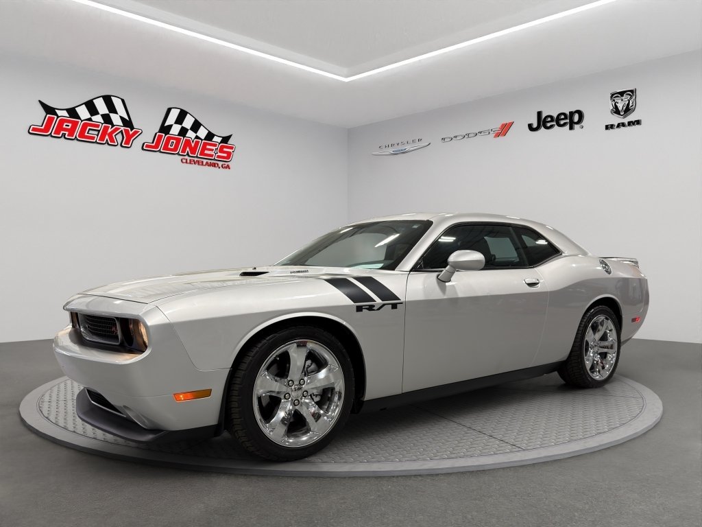 2012 Dodge Challenger R/T's photo