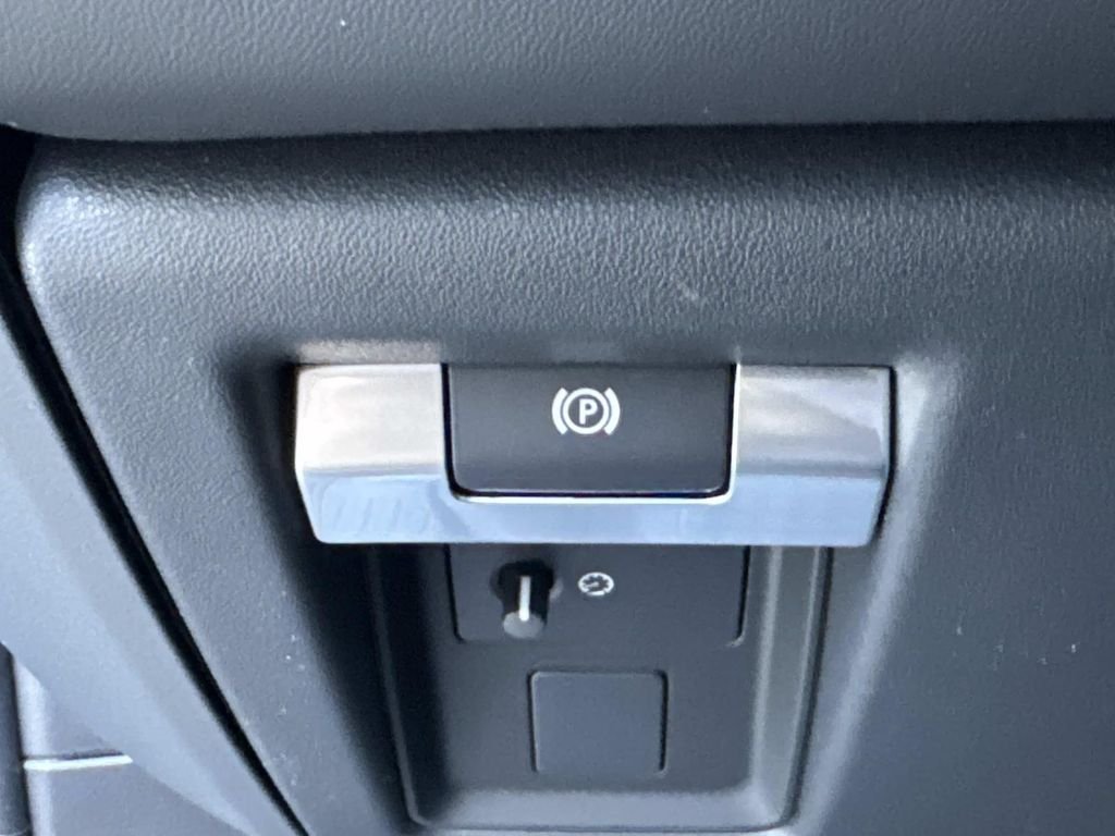 New 2026 Carpathian Grey Land Rover S image 29
