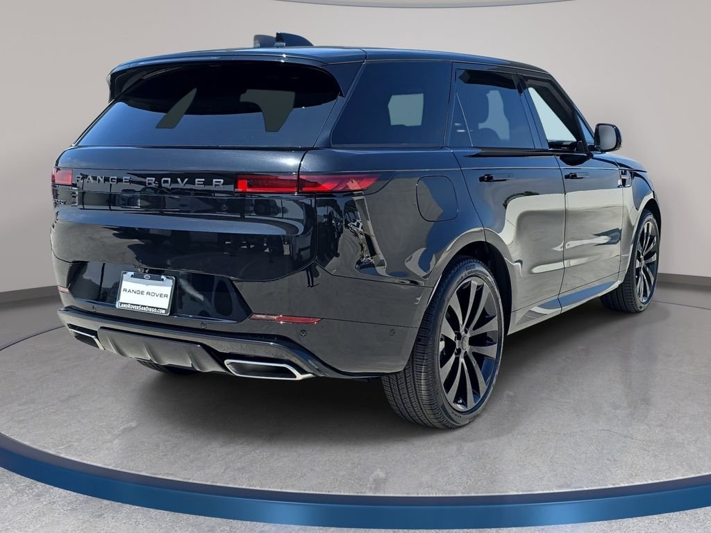 New 2026 Santorini Black LAND ROVER Dynamic SE image 5