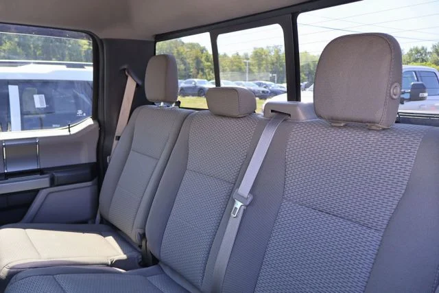 Used 2017 Gray Ford XLT image 11